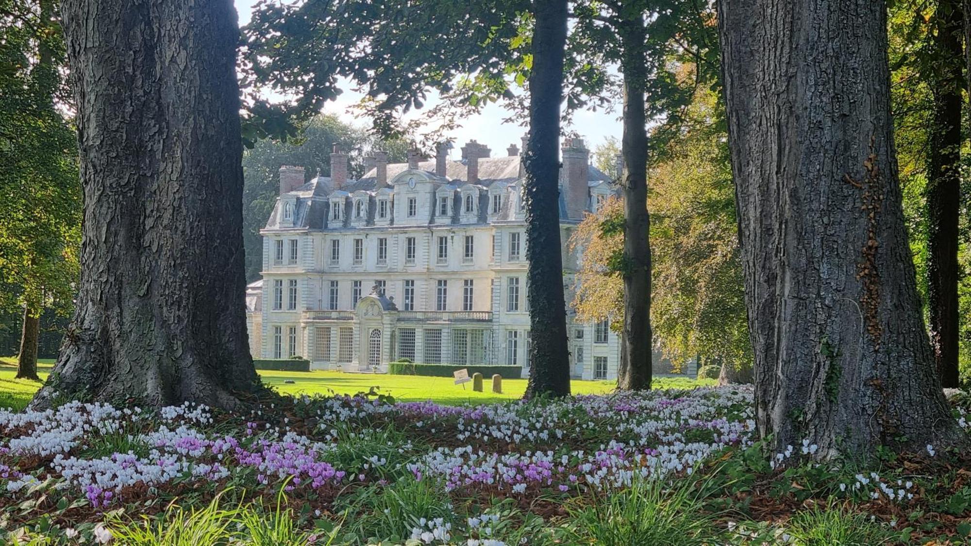 Les Ecuries Du Chateau De Brumare Brestot Экстерьер фото