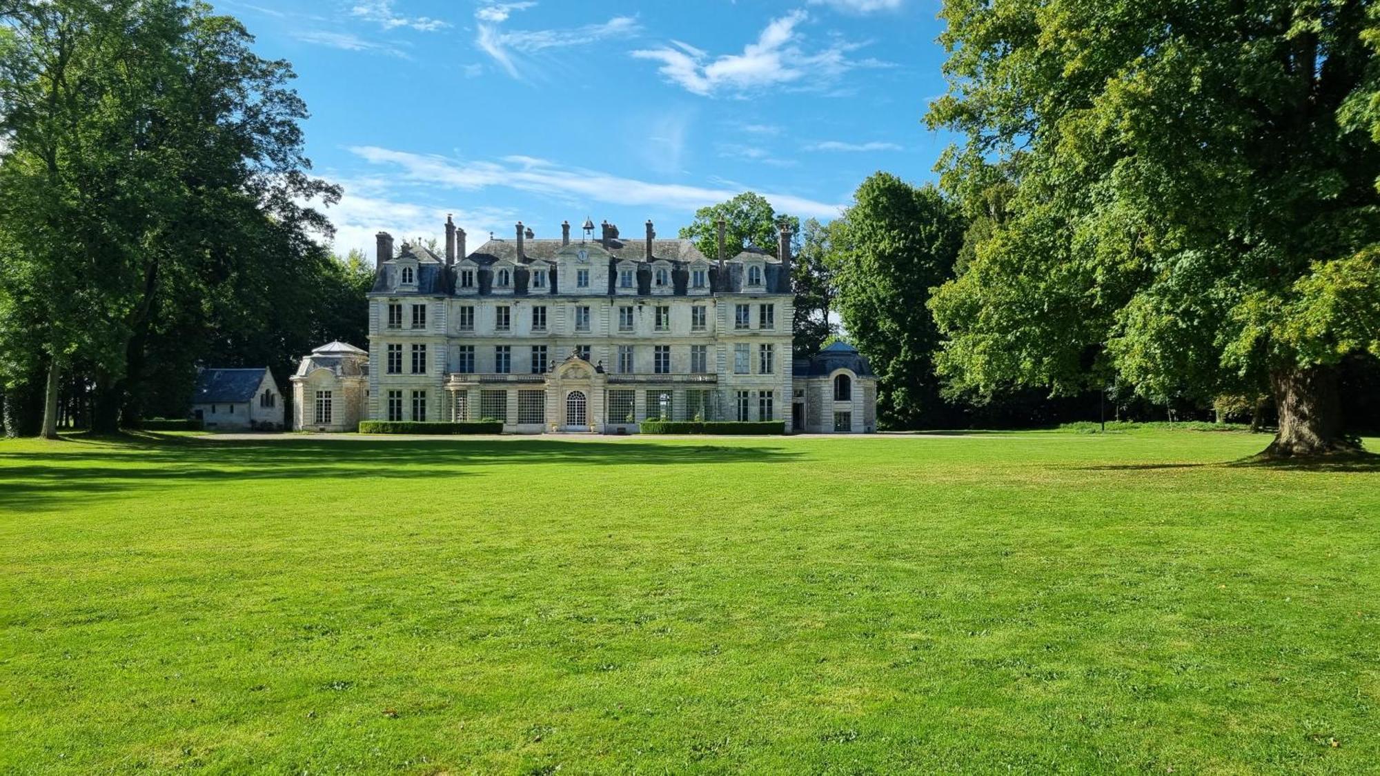 Les Ecuries Du Chateau De Brumare Brestot Экстерьер фото